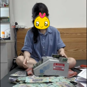 may-dem-tien-nhat-ban-cho-ngan-hang-va-doanh-nghiep